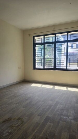 Room in 4 BHK Villa at Sharada Oxford Classic, Wanowrie – for Rent