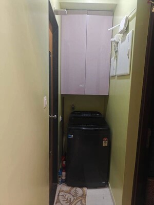 Furnished Amenities in 2 BHK Apartment at Amrut Apartment	Matunga East, Matunga East – for Rent