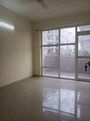 2 BHK Apartment For Sale in Pyramid Midtown, Sector 59