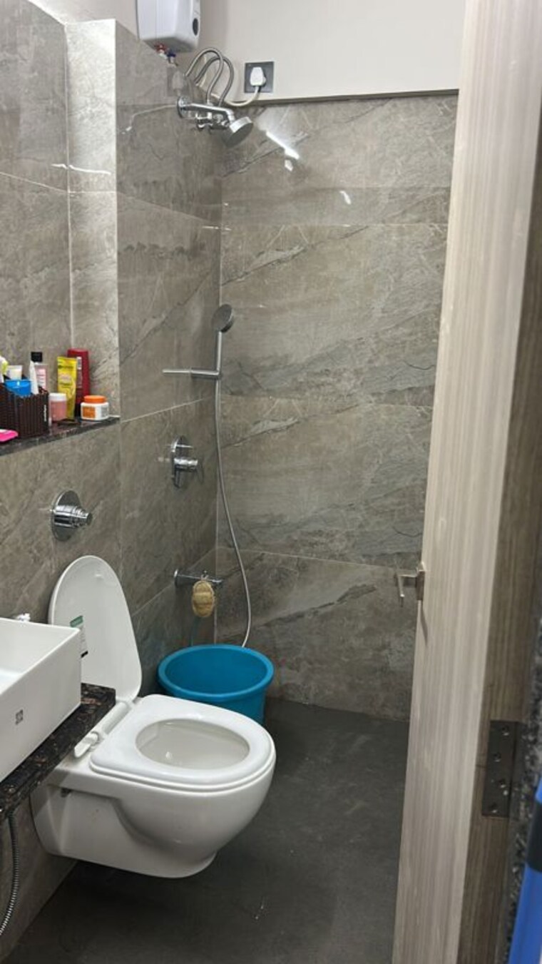Bathroom, montana-chs 1 Bedroom 400 Sq.Ft. Apartment In Andheri West Mumbai 10436103