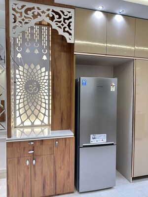 Furnished Amenities in 3 BHK Builder Floor at Sector 10 – for Rent