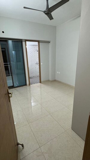Room in 3.5 BHK Apartment at SKA Orion, Sector 143b – for Rent