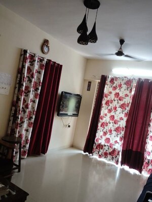 Bedroom in 2.5 BHK Apartment at Dombivli East – for Rent