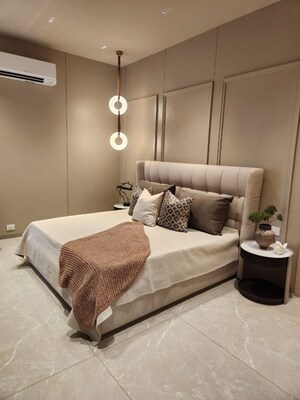 Living Room in 3 BHK Builder Floor at Sector 16 – for Sale