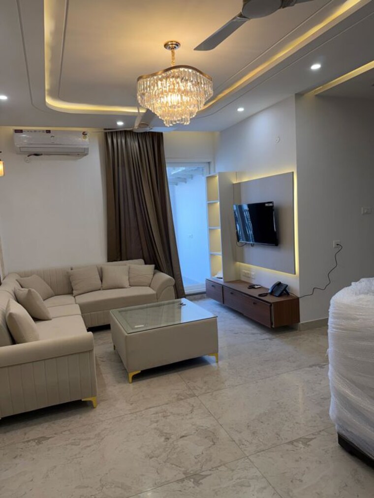 Living Room, malwa-escon-primera 3 Bedroom 1650 Sq.Ft. Apartment In International Airport Road Zirakpur 10436109