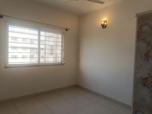 Room in 3 BHK Apartment at Provident Park Square, Kanakapura Road – for Rent