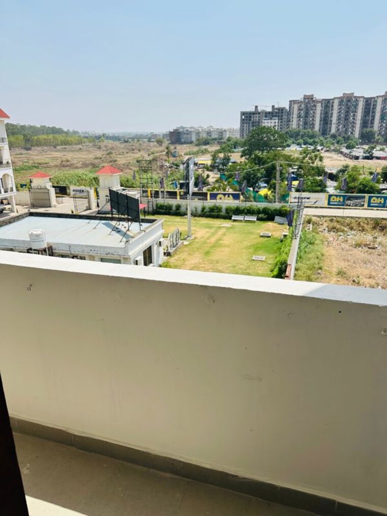 Balcony, preet colony 3 Bedroom 1580 Sq.Ft. Builder Floor In Preet Colony Zirakpur 10436170