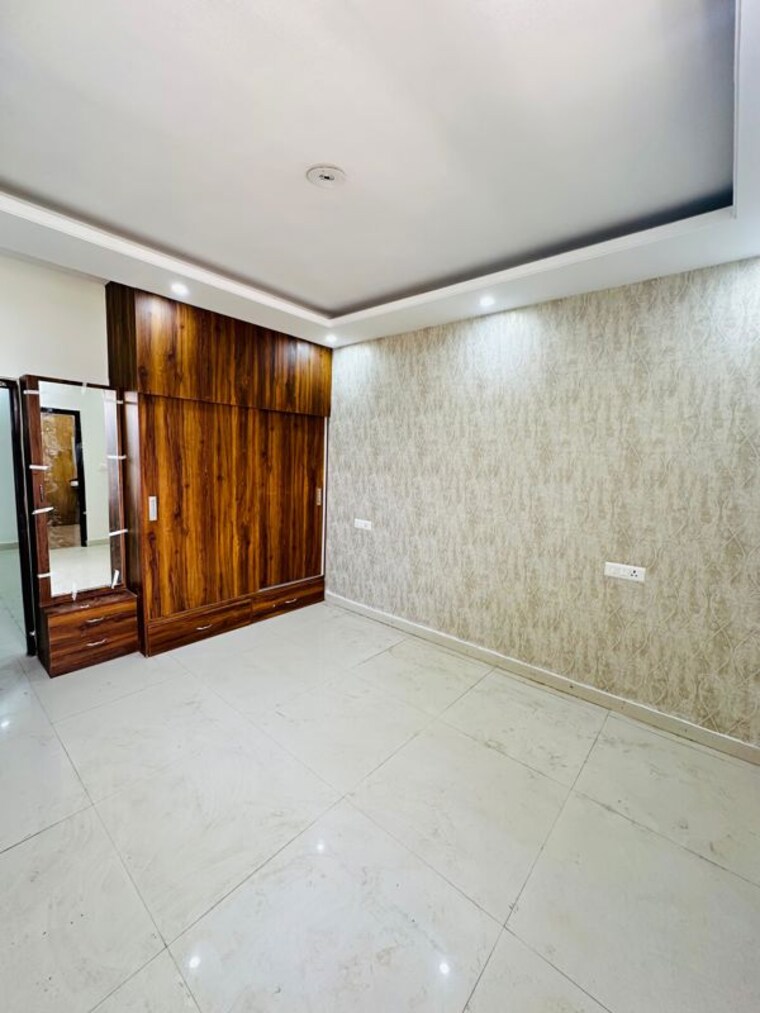 Room, preet colony 3 Bedroom 1580 Sq.Ft. Builder Floor In Preet Colony Zirakpur 10436170