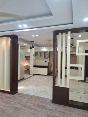Building Lobby in 3.5 BHK Apartment at Emaar Palm Hills, Sector 77 – for Rent