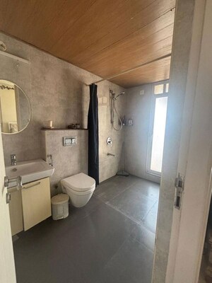 Bathroom in 3 BHK Apartment at Ishan CHS Matunga, Matunga East – for Rent