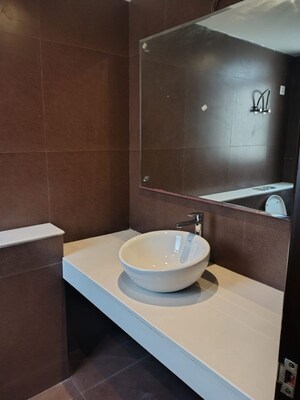 Bathroom in 4 BHK Villa at Unitech Uniworld Resorts-The Residences, Sector 33 – for Rent