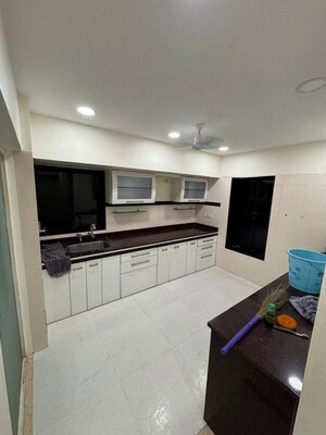 Furnished Amenities in 2.5 BHK Apartment at Jyot CHS, Dadar East – for Rent