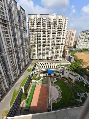 2 BHK Apartment For Rent in Godrej Emerald, Ghodbunder Road