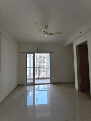 Room in 2 BHK Apartment at Godrej Emerald, Ghodbunder Road – for Rent