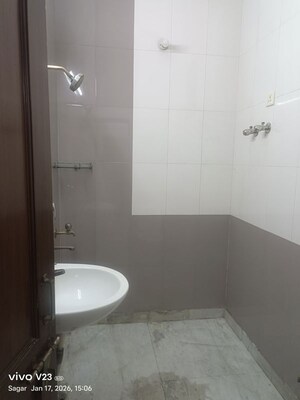 1 BHK Builder Floor For Rent in Sector 56