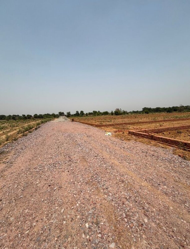 undefined, upsidc site b  100 Sq.Yd. Plot In Upsidc Site B Greater Noida 10435980