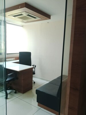  Office Space For Rent in Vastrapur