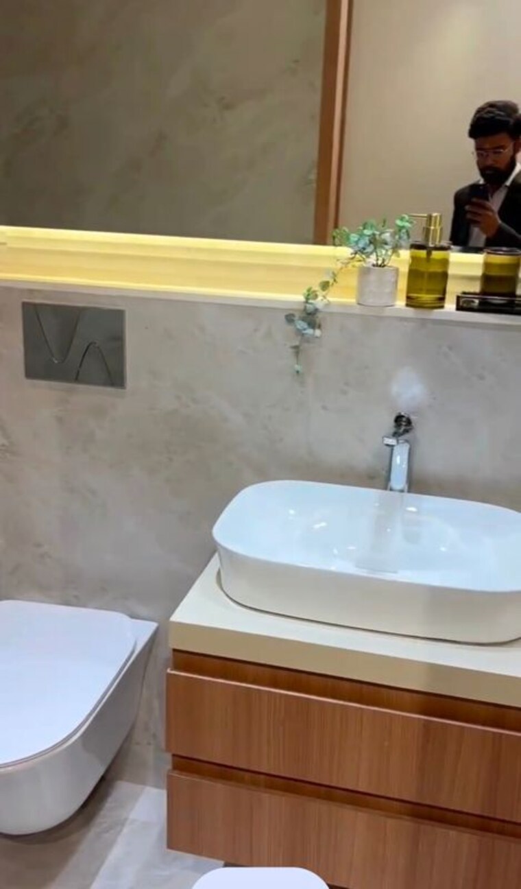 Washroom, om-vakratunda-residency-chs-ltd 1 Bedroom 425 Sq.Ft. Apartment In Kolshet Road Thane 10436168