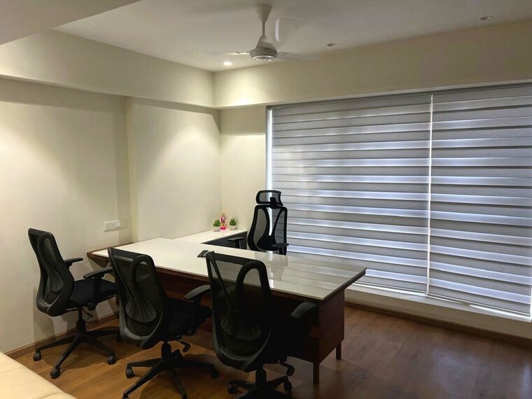 Team Area, shilp-epitome Commercial Office Space 856 Sq.Ft. In Bodakdev Ahmedabad 10436323