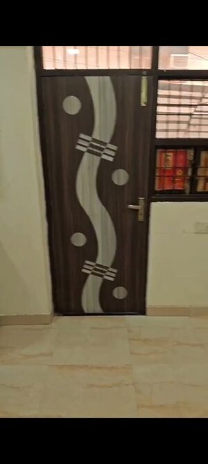 Furnished Amenities in 1 RK Builder Floor at Rohini Sector 7 – for Rent