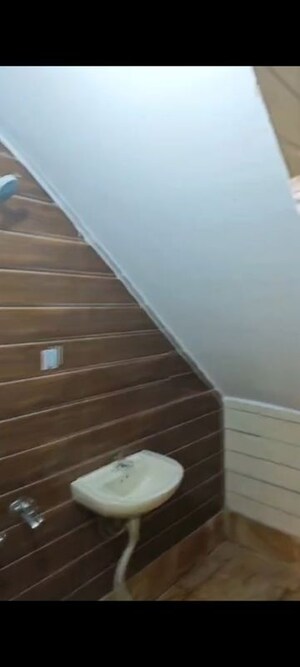 Furnished Amenities in 1 RK Builder Floor at Rohini Sector 7 – for Rent