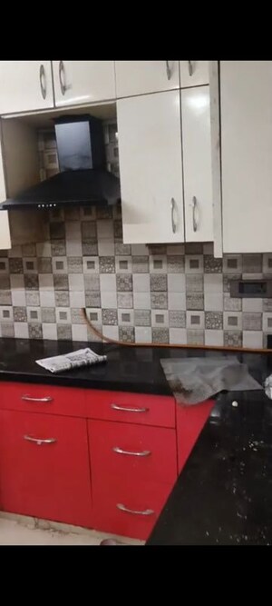 Kitchen in 2 BHK Builder Floor at Pitampura – for Rent