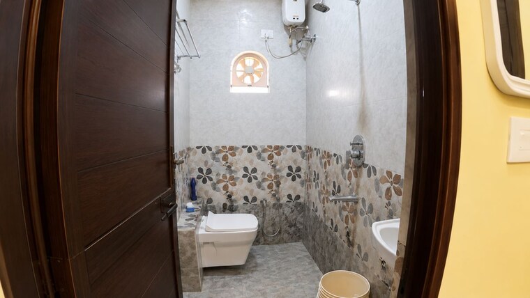 Bathroom, manish nagar 2 Bedroom 2000 Sq.Ft. Independent House In Manish Nagar Nagpur 10436340
