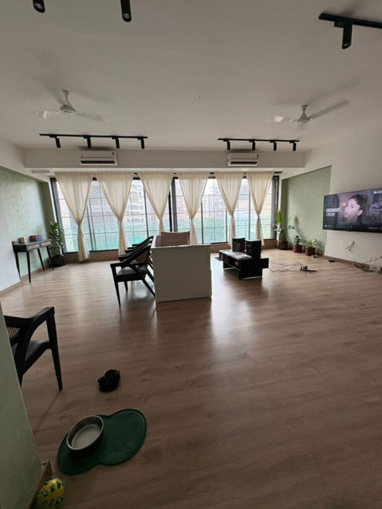 Team Area, shivraj-height 3.5 Bedroom 2000 Sq.Ft. Apartment In Khar West Mumbai 10436388