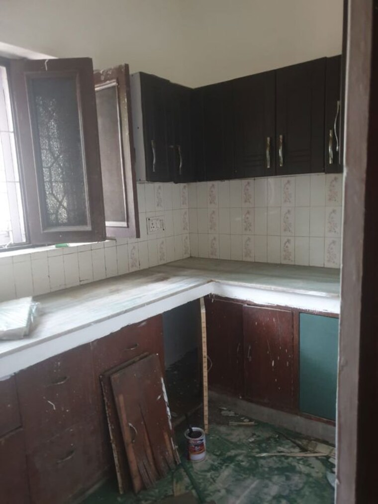 Kitchen, dwarka-complex 3 Bedroom 200 Sq.Ft. Builder Floor In Sector 16 Faridabad 10436382