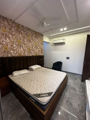 1 BHK Builder Floor For Rent in Sector 52