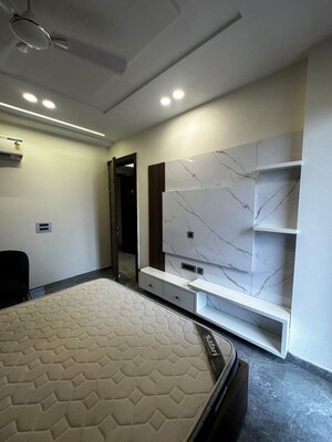 Kitchen in 1 BHK Builder Floor at Sector 52 – for Rent