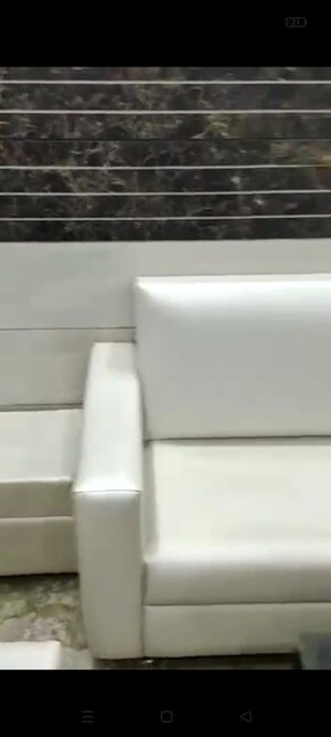 Furnished Amenities in 2 BHK Builder Floor at Pitampura – for Rent