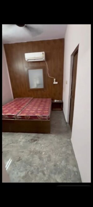 Bedroom in 1 BHK Builder Floor at Pitampura – for Rent