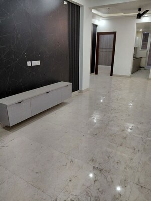 Room in 3 BHK Builder Floor at TDI The Grand Retreat, Sector 88 – for Rent