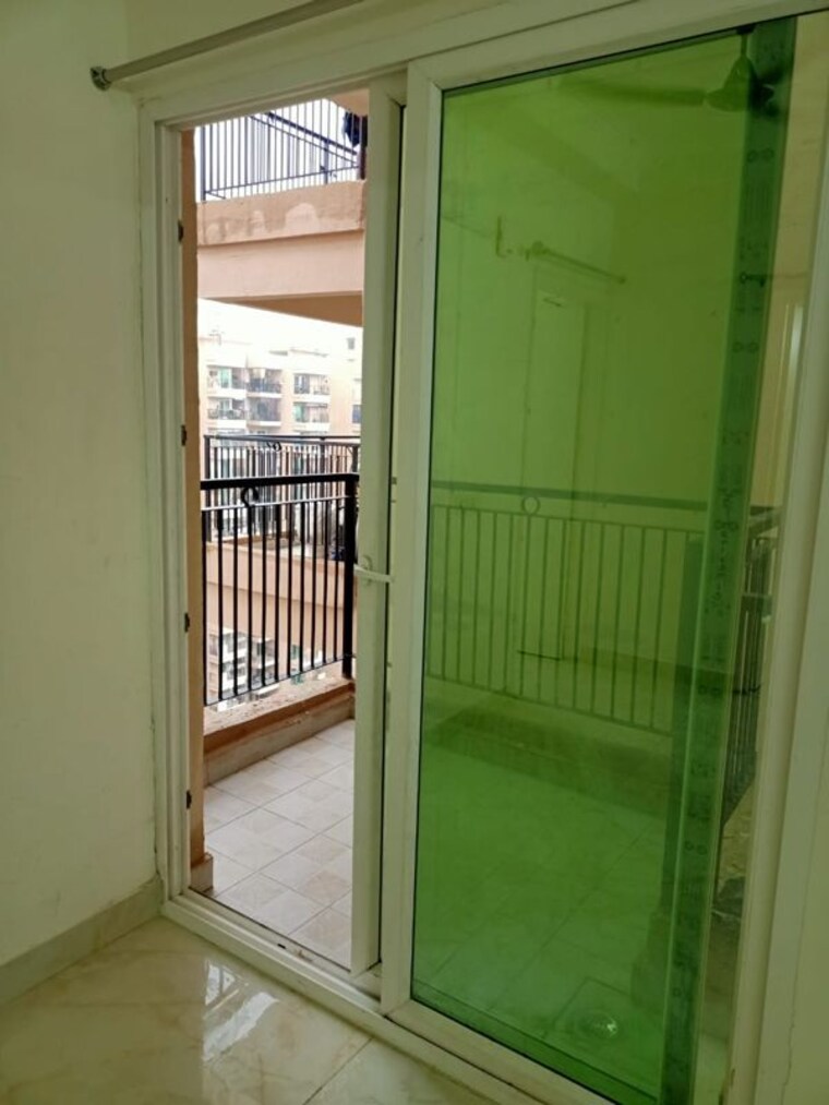 Bathroom, gaurs-siddhartham 2 Bedroom 955 Sq.Ft. Apartment In Siddharth Vihar Ghaziabad 10436460