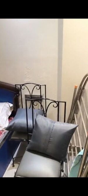 Team Area in 1 BHK Builder Floor at Shalimar Bagh – for Rent