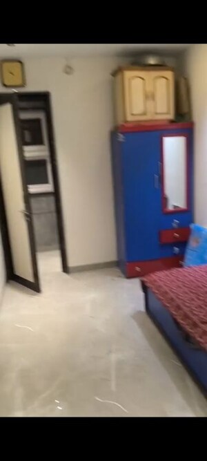Living Room in 1 BHK Builder Floor at Shalimar Bagh – for Rent