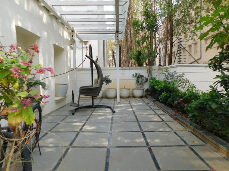 Balcony, jubilee hills 6 Bedroom 595 Sq.Yd. Villa In Jubilee Hills Hyderabad 10436440