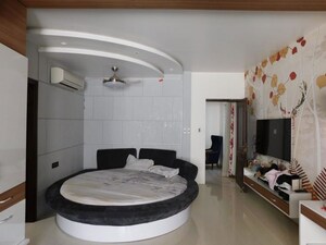 Bathroom in 6 BHK Villa at Jubilee Hills – for Sale