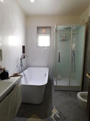 Bathroom in 6 BHK Villa at Jubilee Hills – for Sale