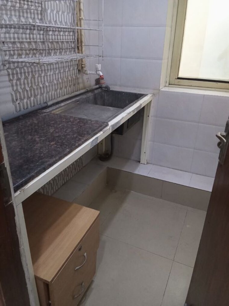 Kitchen, sector 2 Commercial Office Space 3000 Sq.Ft. In Sector 2 Noida 10434090
