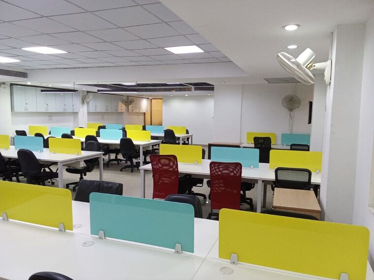 Team Area, sector 2 Commercial Office Space 3000 Sq.Ft. In Sector 2 Noida 10434090