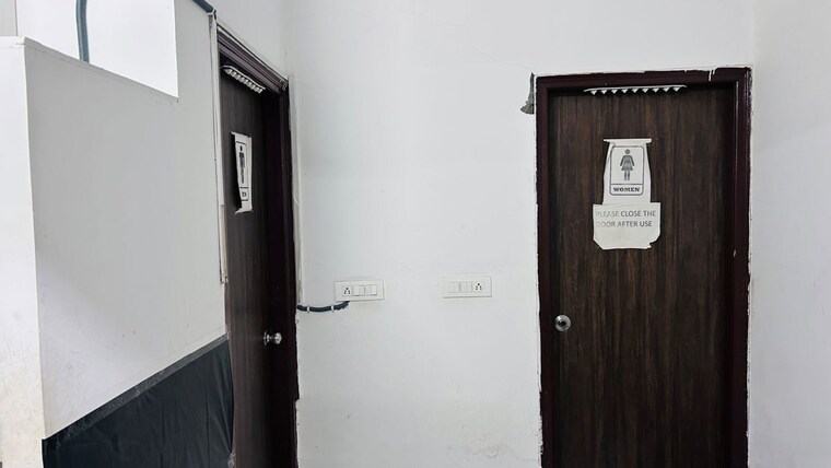undefined, sector 2 Commercial Office Space 2800 Sq.Ft. In Sector 2 Noida 10436538