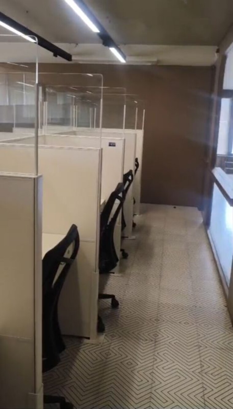 Team Area, shivalik-shilp Commercial Office Space 4718 Sq.Ft. In Sanidhya Ahmedabad 10436549