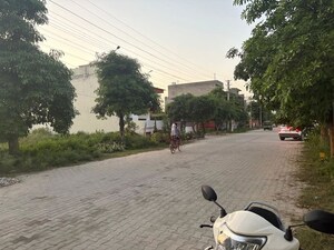   Plot at Urban Estate Dugri – for Sale