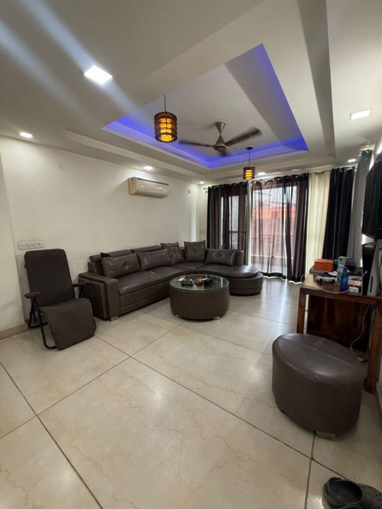 Living Room, sector 45 3 Bedroom 2450 Sq.Ft. Builder Floor In Sector 45 Gurgaon 10436624