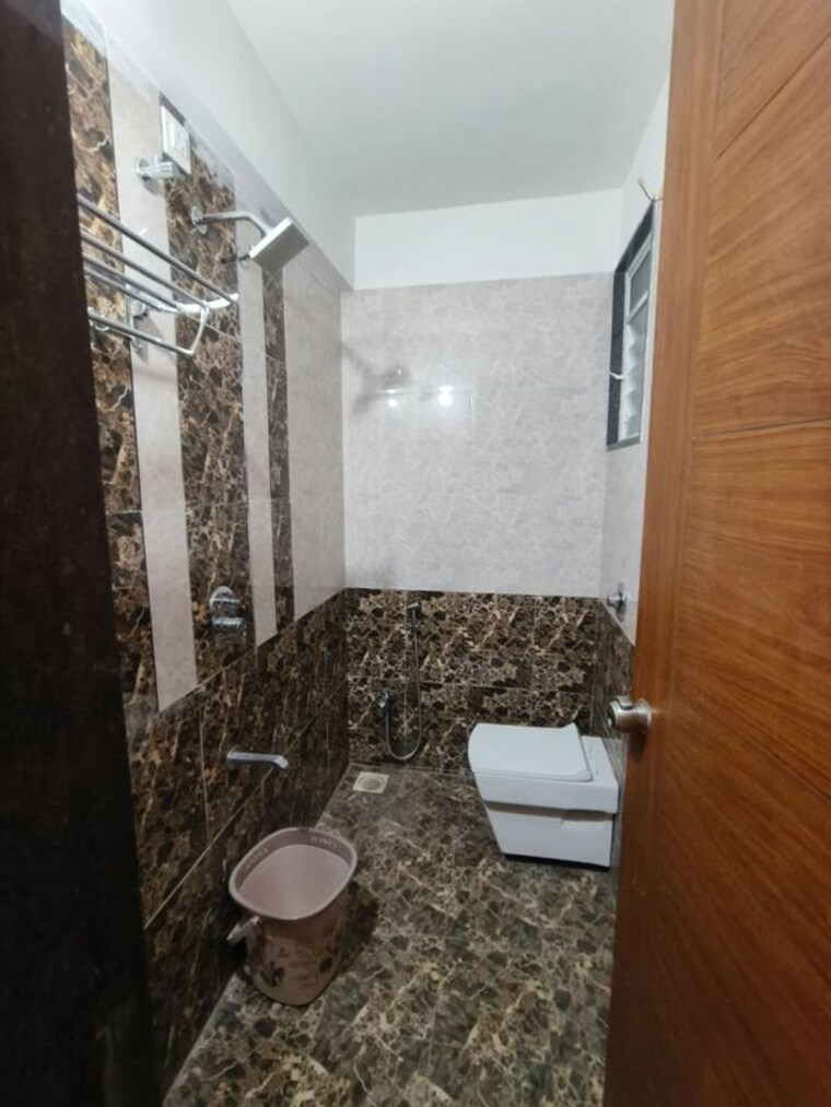 Bathroom, fortune-aura-blue 3 Bedroom 1200 Sq.Ft. Apartment In Punawale Pune 10436615