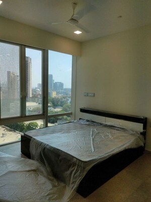Bedroom in 4 BHK Apartment at Indiabulls Blu, Worli – for Rent