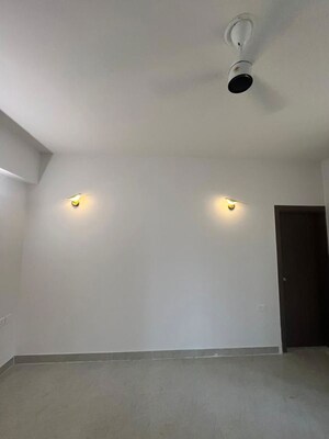 Room in 3 BHK Apartment at ATS Le Grandiose, Sector 150 – for Rent