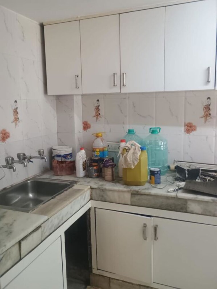 Kitchen, east of kailash 2 Bedroom 125 Sq.Yd. Builder Floor In East Of Kailash Delhi 10436712